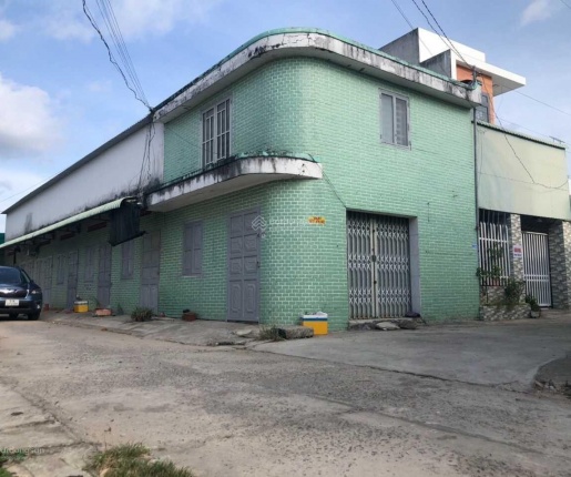 Cần Bán Nhà Có 6 Phòng Đang Cho Thuê